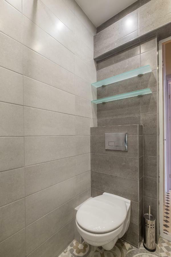 Modern 2 Bedroom Apartment Next To Vitosha Str. Sofia Exterior foto