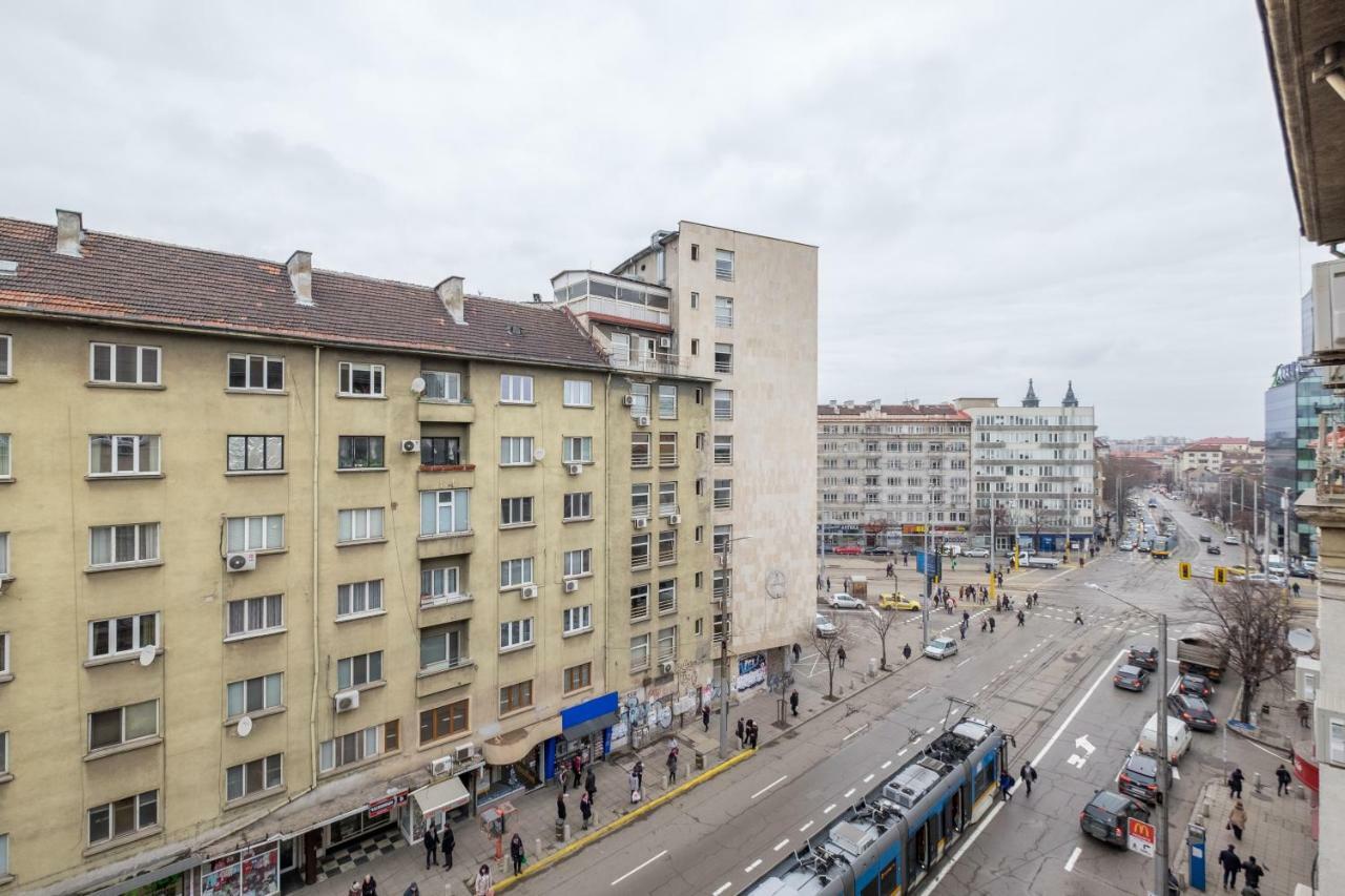 Modern 2 Bedroom Apartment Next To Vitosha Str. Sofia Exterior foto
